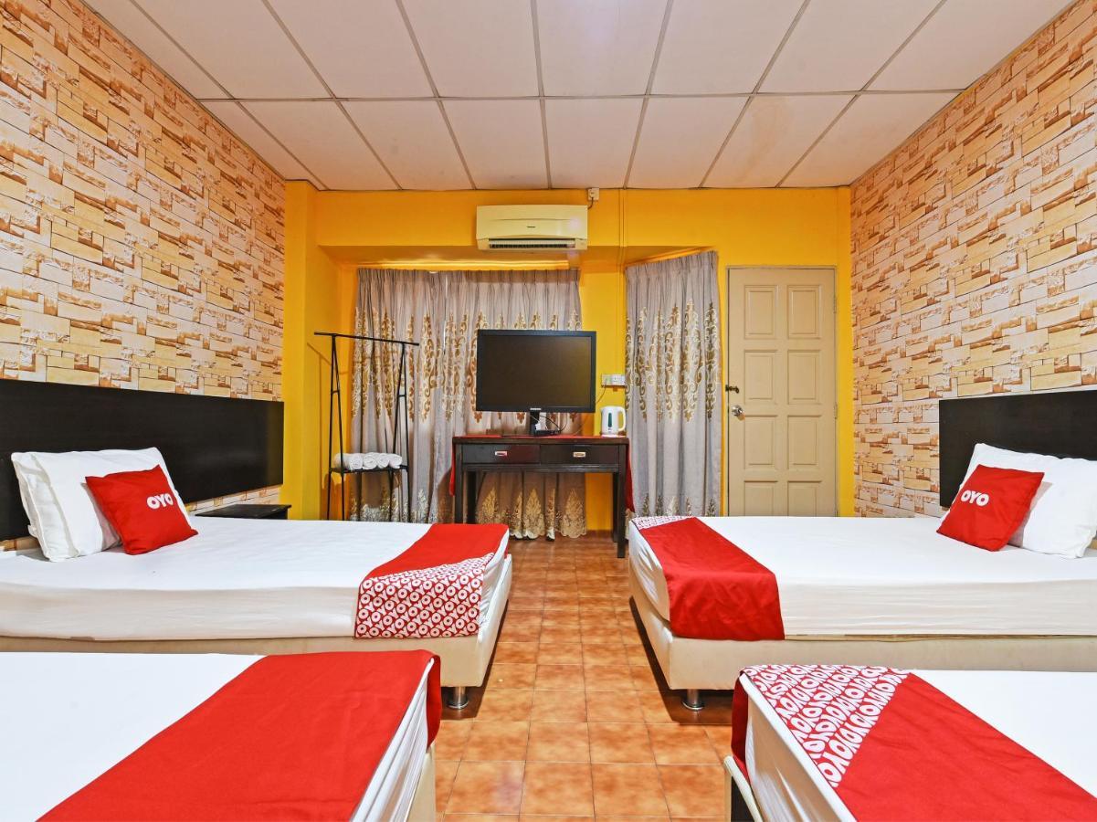 Oyo 90363 Nyamanya Inn Kuantan Exterior foto